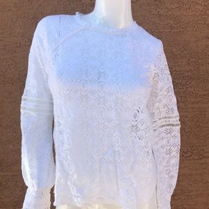 Hinge long sleeved lace top